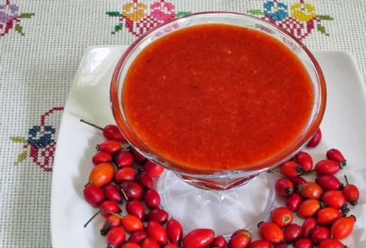 Gümüşhane Kuşburnu Marmelatı Tarifi ve Malzemeleri